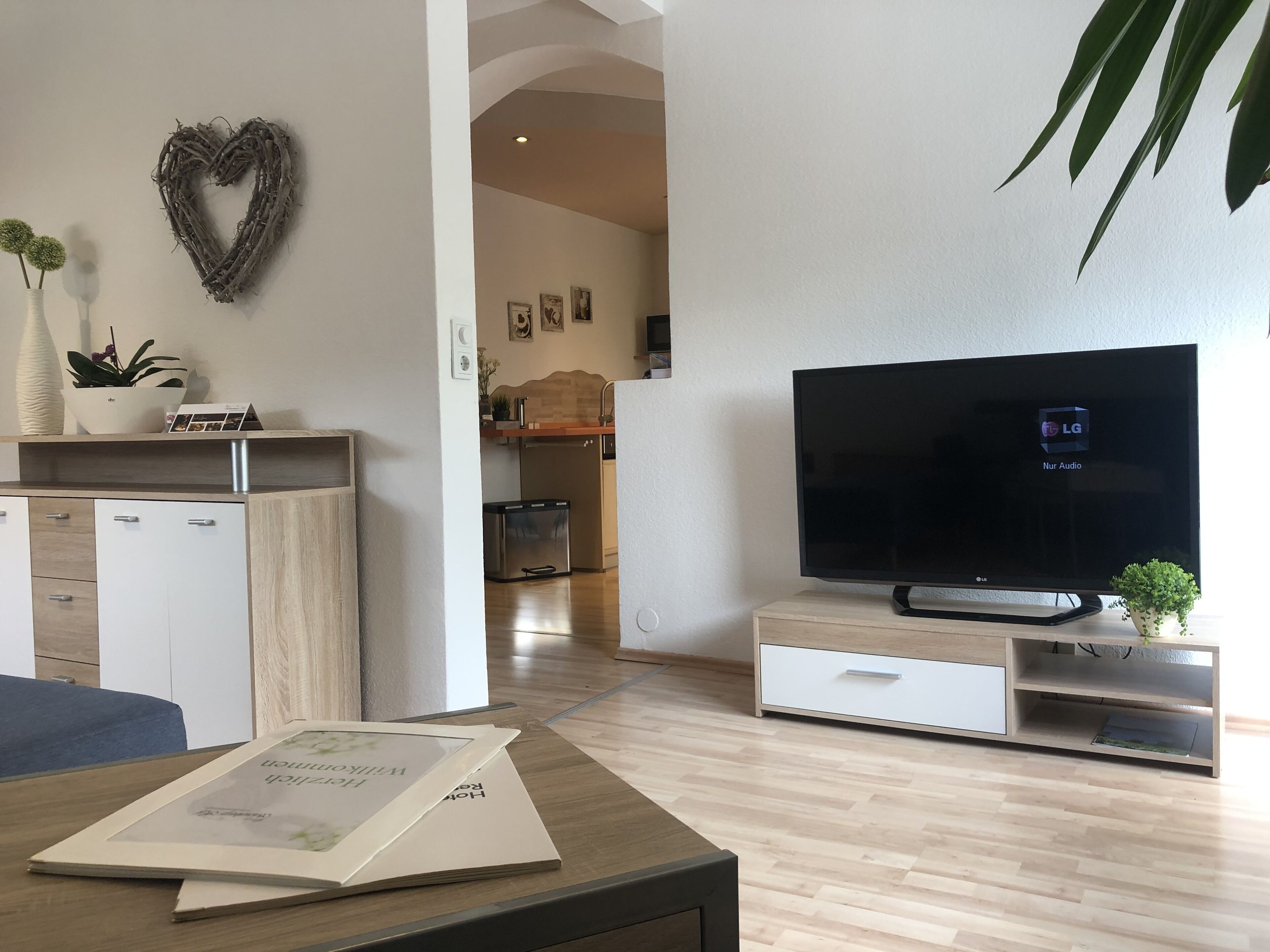 Comfort-Apartment, mit Bad, Gartenblick (Sonnenterrasse)