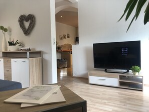 Comfort Apartment, Ensuite, Garden View (Sonnenterrasse) - Schönenberger Hof (Orsingen-Nenzingen)