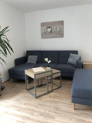 Appartement Confort, salle de bain attenante, vue sur le jardin (Sonnenterrasse)