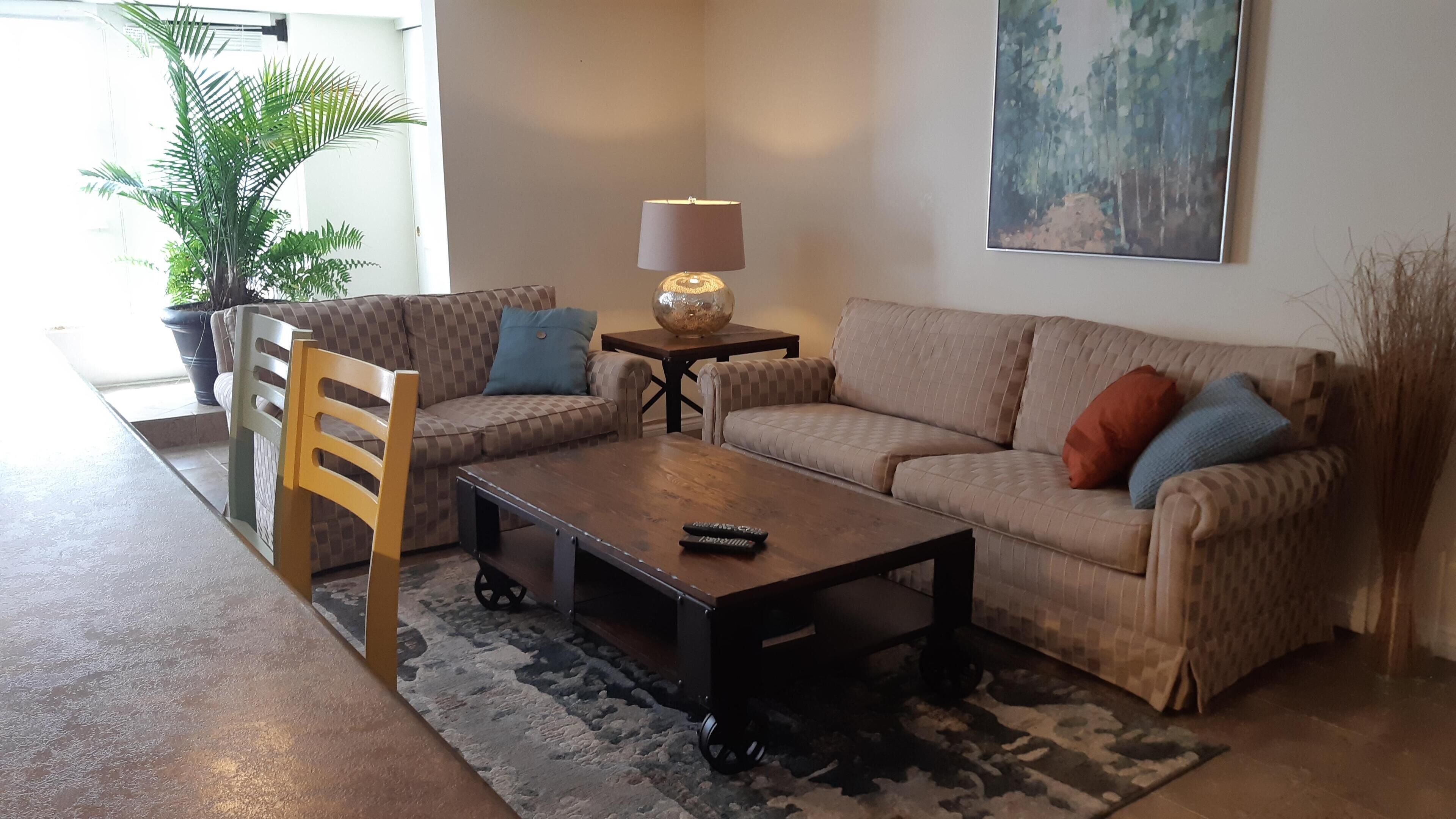 Cozy & Bright Suite w/ Heated Floors, Gas Fireplace, and Spacious Backyard!