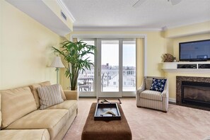 TV, DVD player - Amazing and unique 4 br condo on beach/boards at South Beach! Huge balcony,2 pools. (Ocean City)