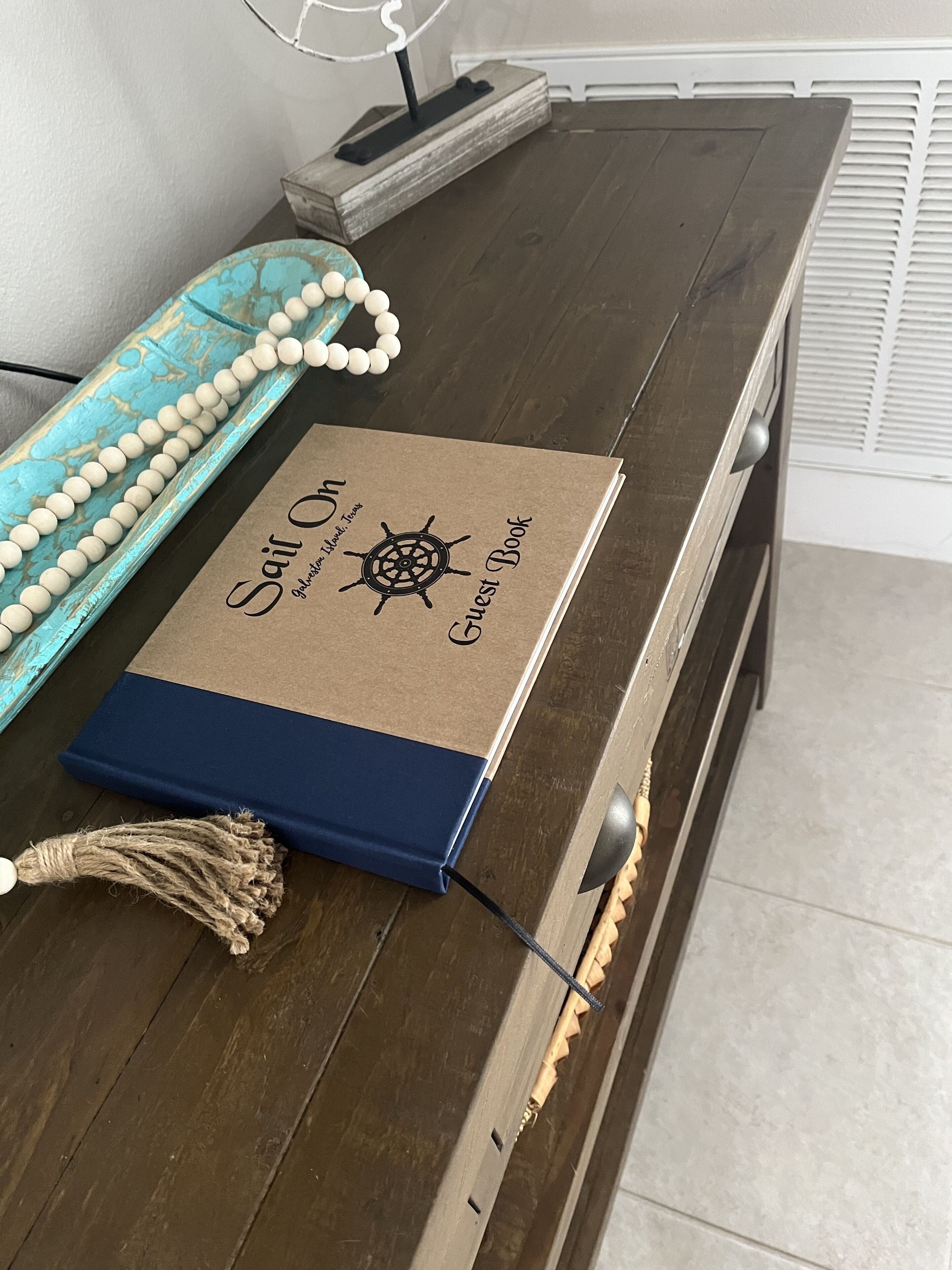 "Sail On"  Ocean Views -Located Near the Beach Club