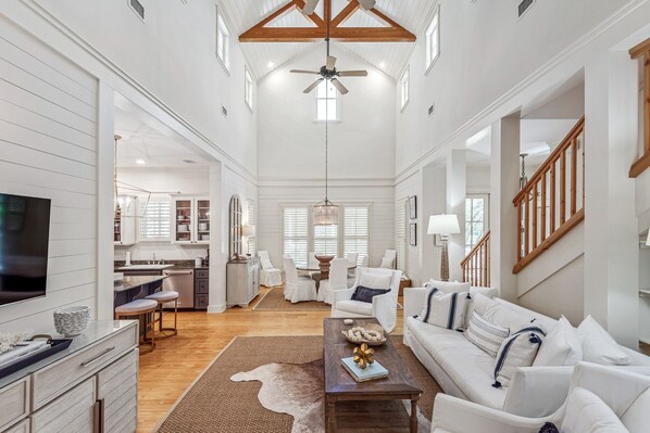 Fernseher, DVD-Player