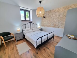 4 Schlafzimmer, Bügeleisen/Bügelbrett, WLAN, Bettwäsche