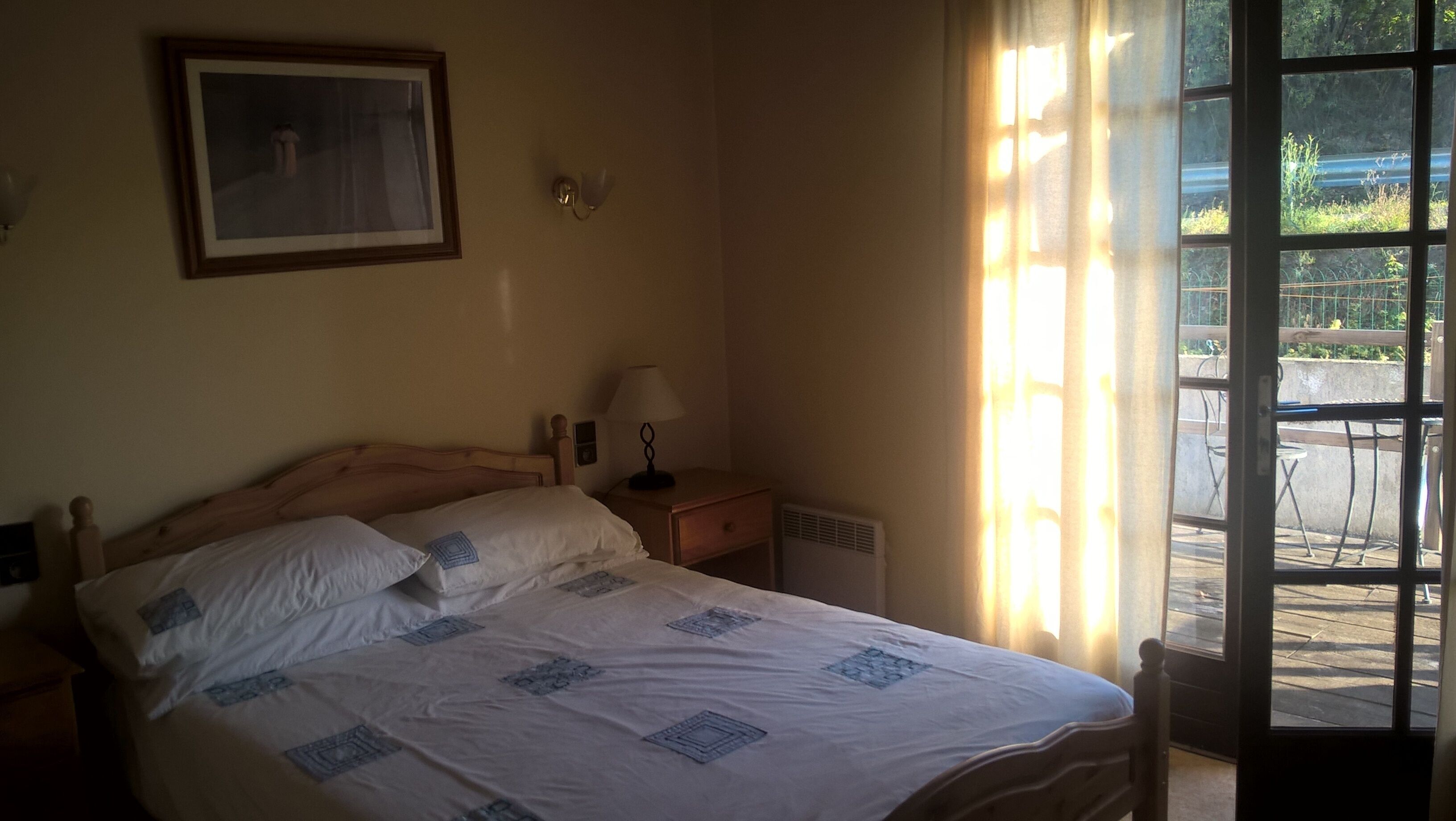 Limoux Holiday Villa (8 people). Situated on the edge of picturesque Limoux