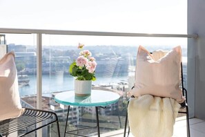 Interior - A Modern 2BR Apt with Amazing Darling Harbour View (Sydney)