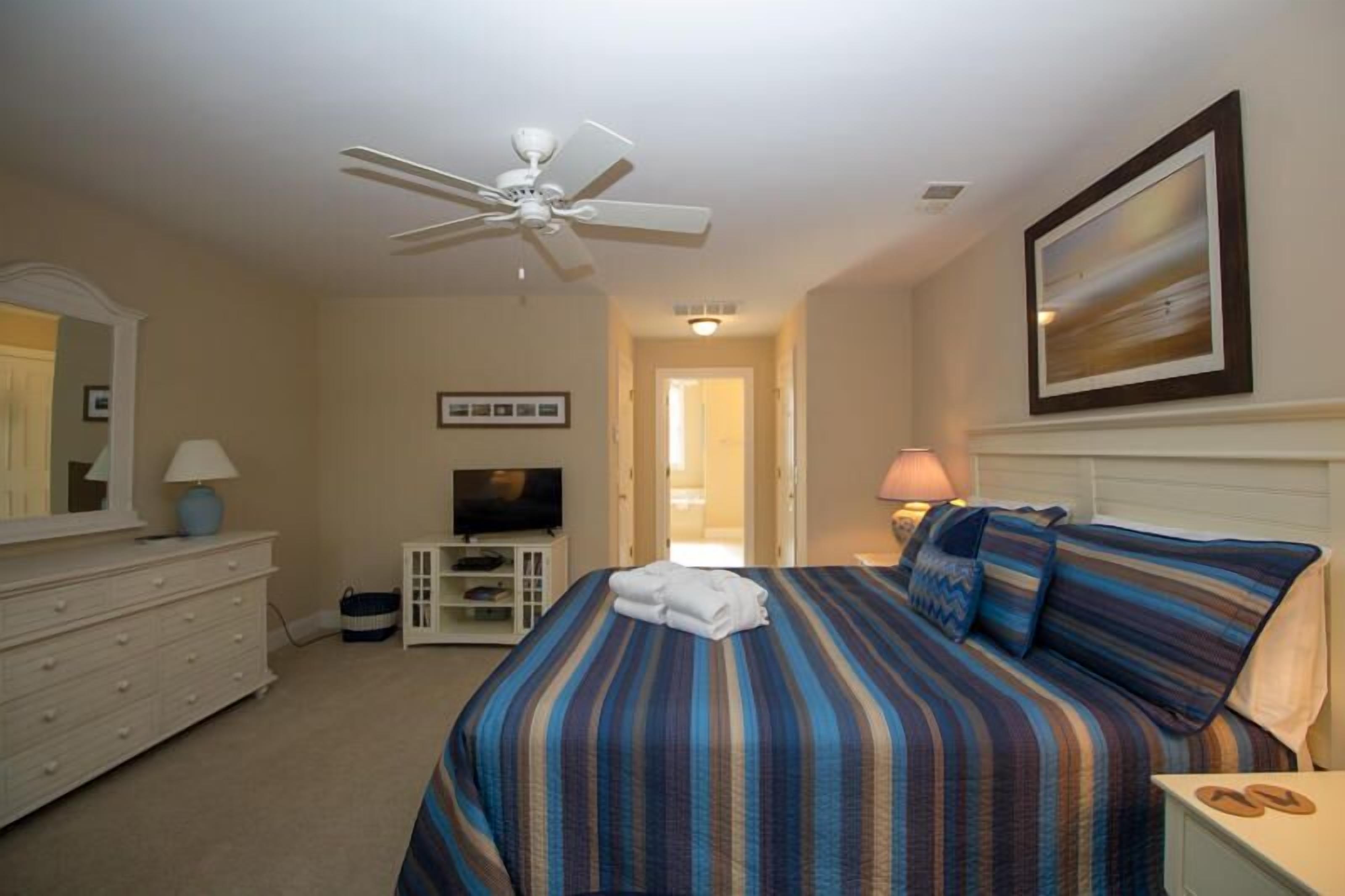 Two-Story Home w/ Golf Views - Close to Marina & Boathouse