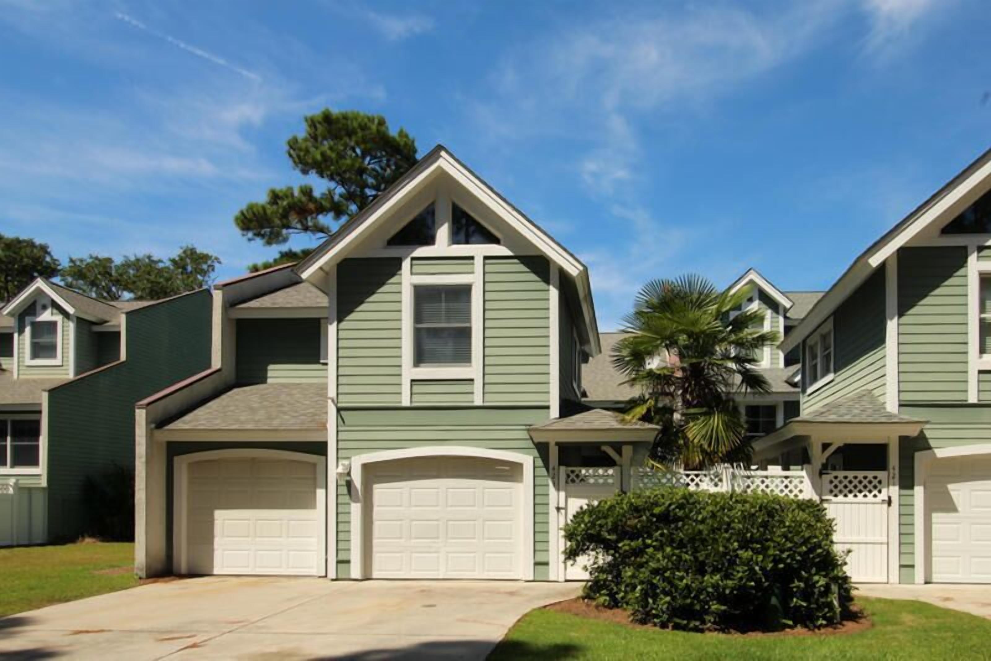 Two-Story Home w/ Golf Views - Close to Marina & Boathouse