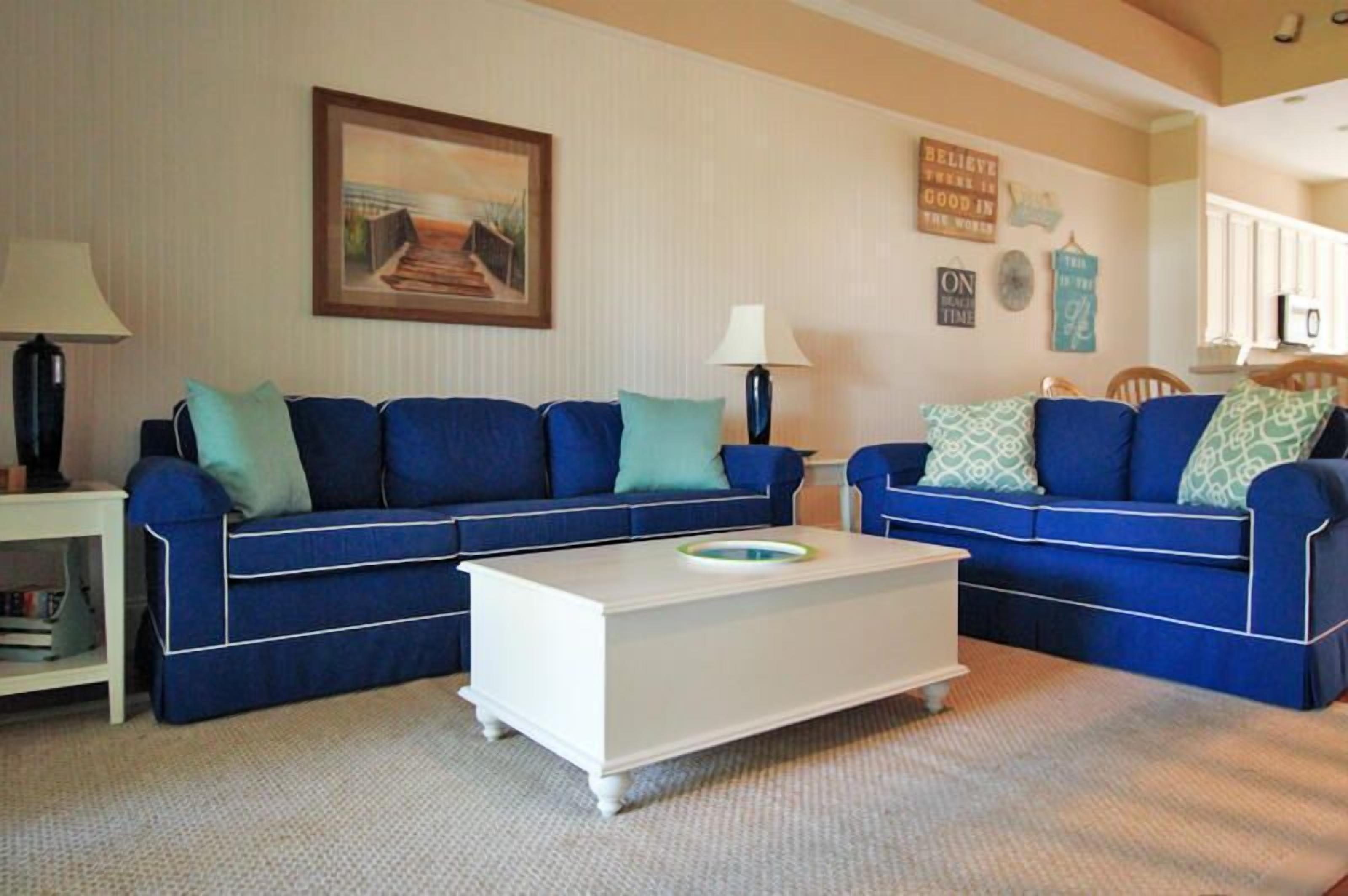 Two-Story Home w/ Golf Views - Close to Marina & Boathouse