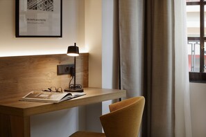 Double Room | Minibar, in-room safe, desk, laptop workspace