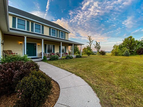 Prime location less than 1 mile from Traverse City Horse Shows/GLEF