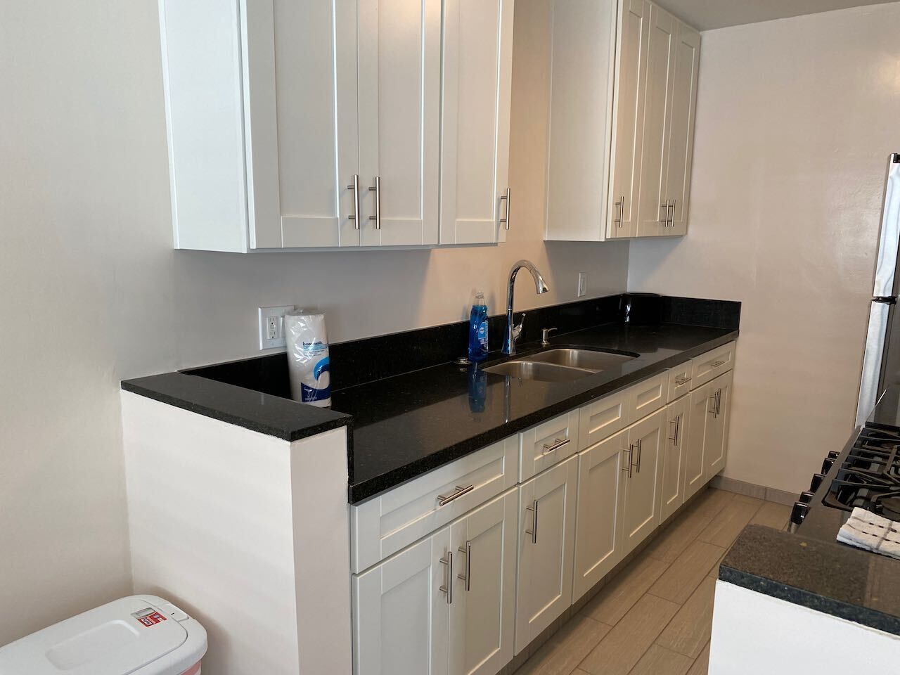 Frigorifero, microonde, forno, macchina per tè/caffè