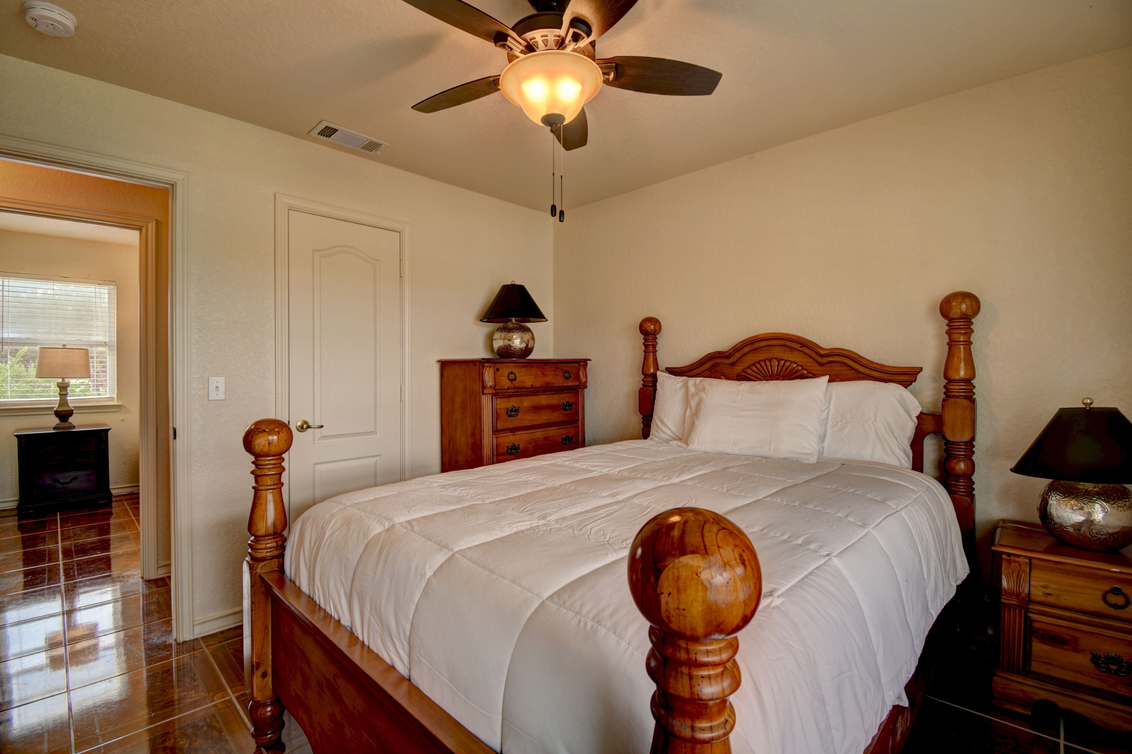 3 bedrooms, iron/ironing board, free WiFi, bed sheets