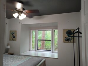 4 bedrooms, free WiFi, bed sheets