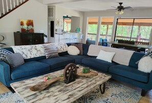 Smart TV, fireplace, video games