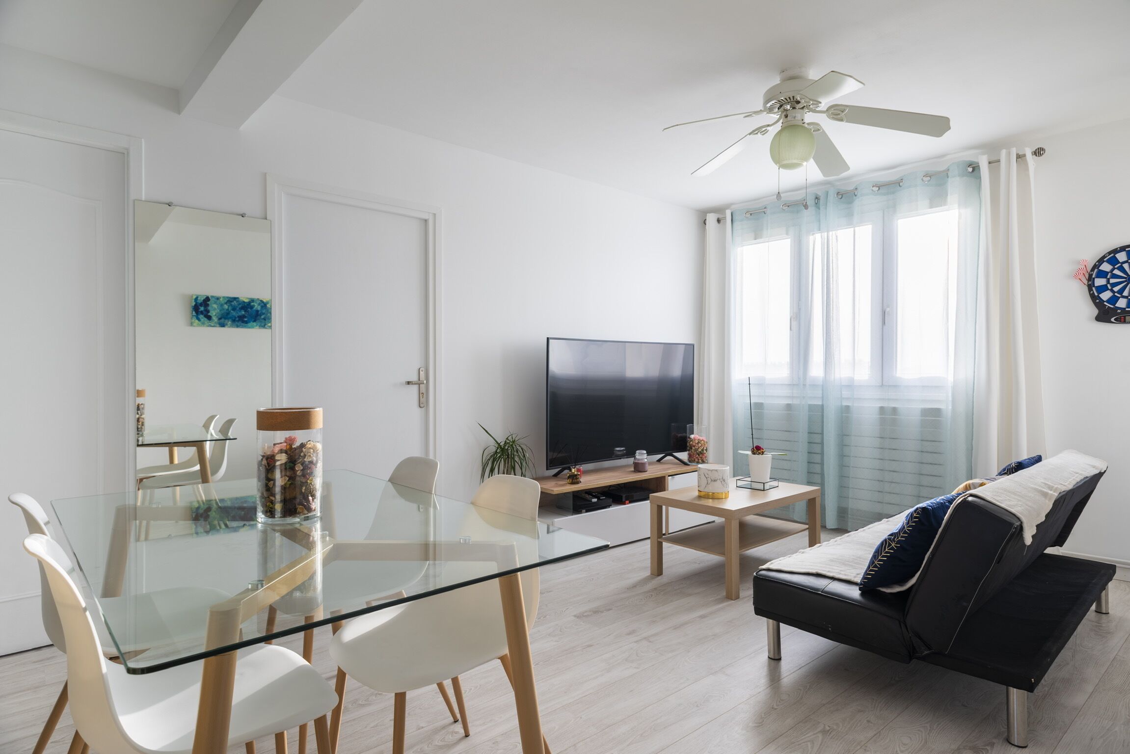 TV connectée, espaces bureaux