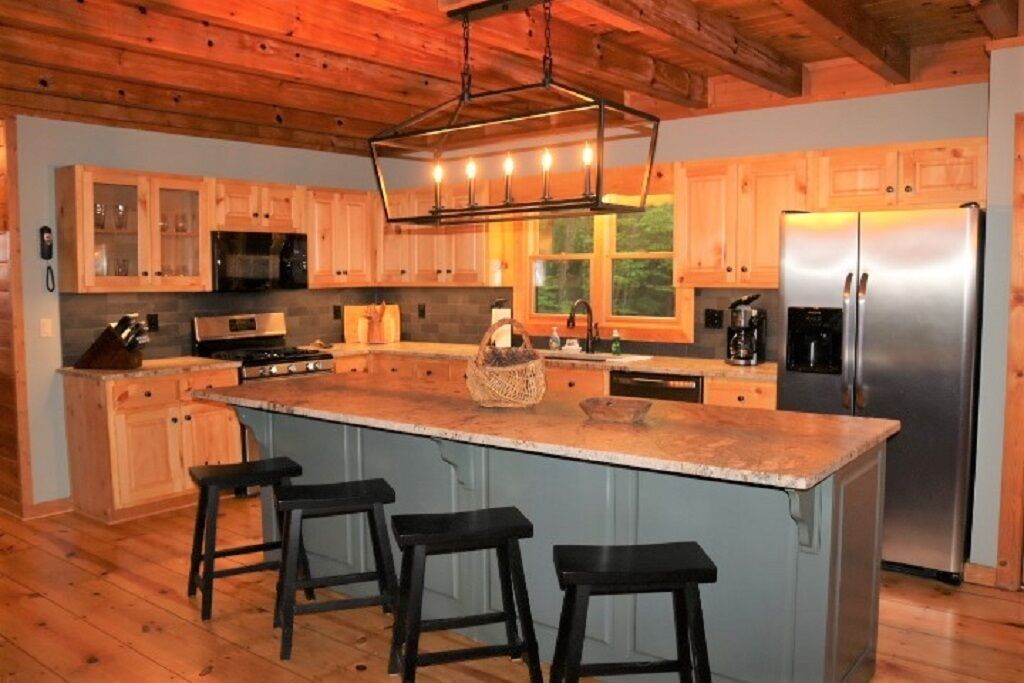 Last Minute Booking 20% off for June Stay: Camp Cartecay - Luxurious Cabin 