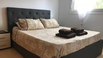 2 camere, ferro/asse da stiro