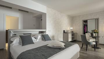 Chambre Deluxe, 1 grand lit, terrasse, vue mer
