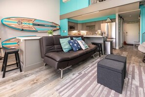 Smart TV, table tennis