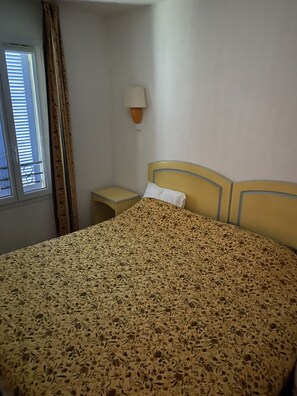 2 chambres, fer et planche à repasser, Wi-Fi