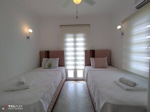 2 chambres, fer et planche à repasser, accès au Wi-Fi (inclus)