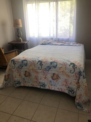 3 bedrooms, desk, WiFi