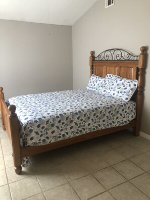3 Schlafzimmer, Schreibtisch, WLAN
