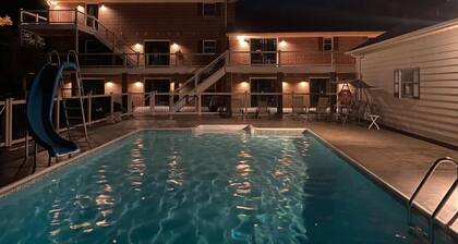 The Franklin Estate - Suite D-Private Apt-King Bed