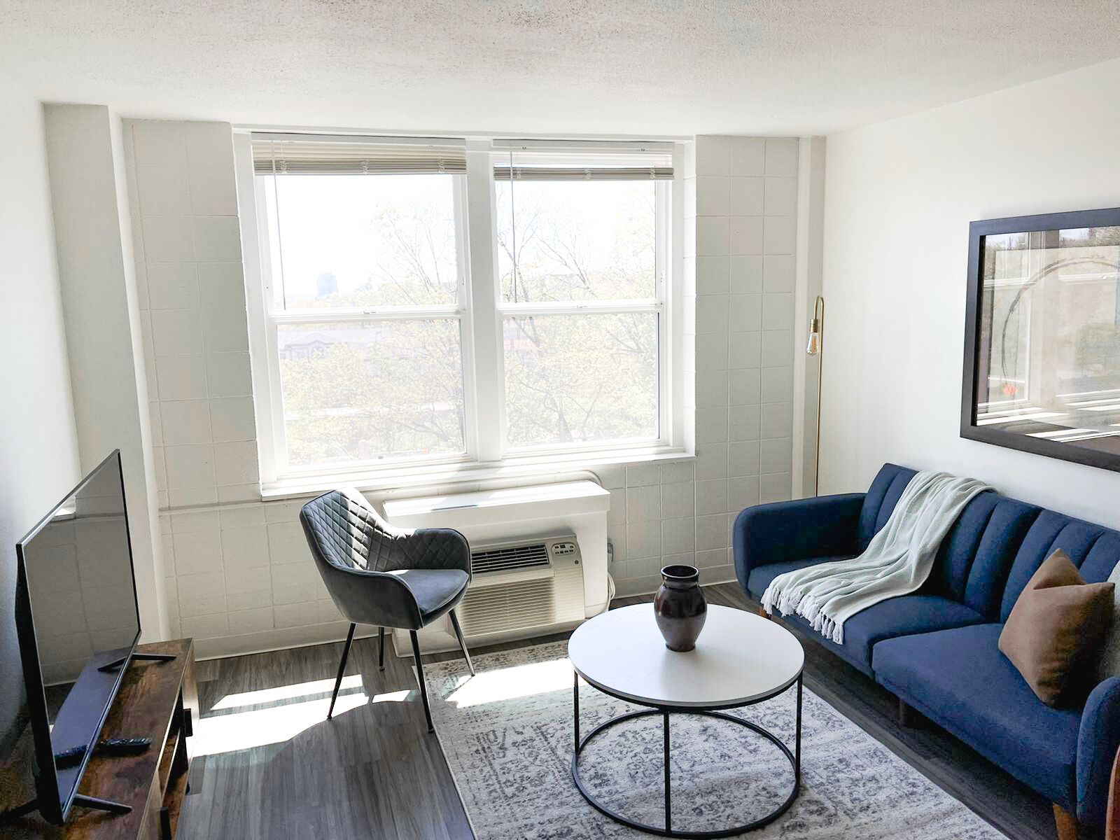 ★Cityscape 1BD/1BA + Gym - Downtown Cincinnati★