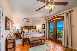 5 bedrooms, desk, iron/ironing board, free WiFi