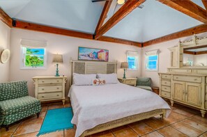 5 Schlafzimmer, Schreibtisch, Bügeleisen/Bügelbrett, kostenloses WLAN