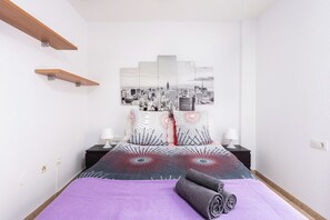 2 bedrooms, iron/ironing board, WiFi, bed sheets