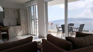TV - CIRASOLA HOME (Saranda)