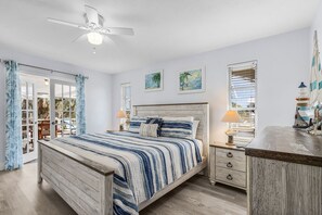 2 عدّة غرف نوم وخدمة الإنترنت وملاءات أسرّة