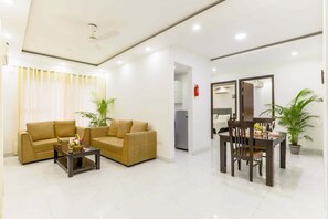 Interior - Central Stay, Medical Ease 2BHK (Gurugram)
