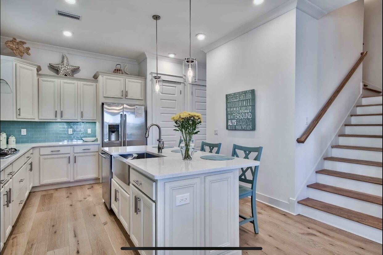 "Just Beachy" at Prominence North 30A.  W/6-seat golf cart & bikes.  Sleeps 9.