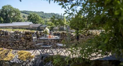 Knight's Rest, Castle Bolton, Yorkshire Dales