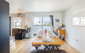 Dining - Colonels Rest (Sandown)