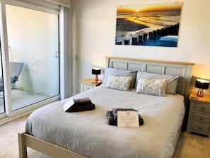 5 chambres, fer et planche à repasser, Wi-Fi gratuit, draps fournis
