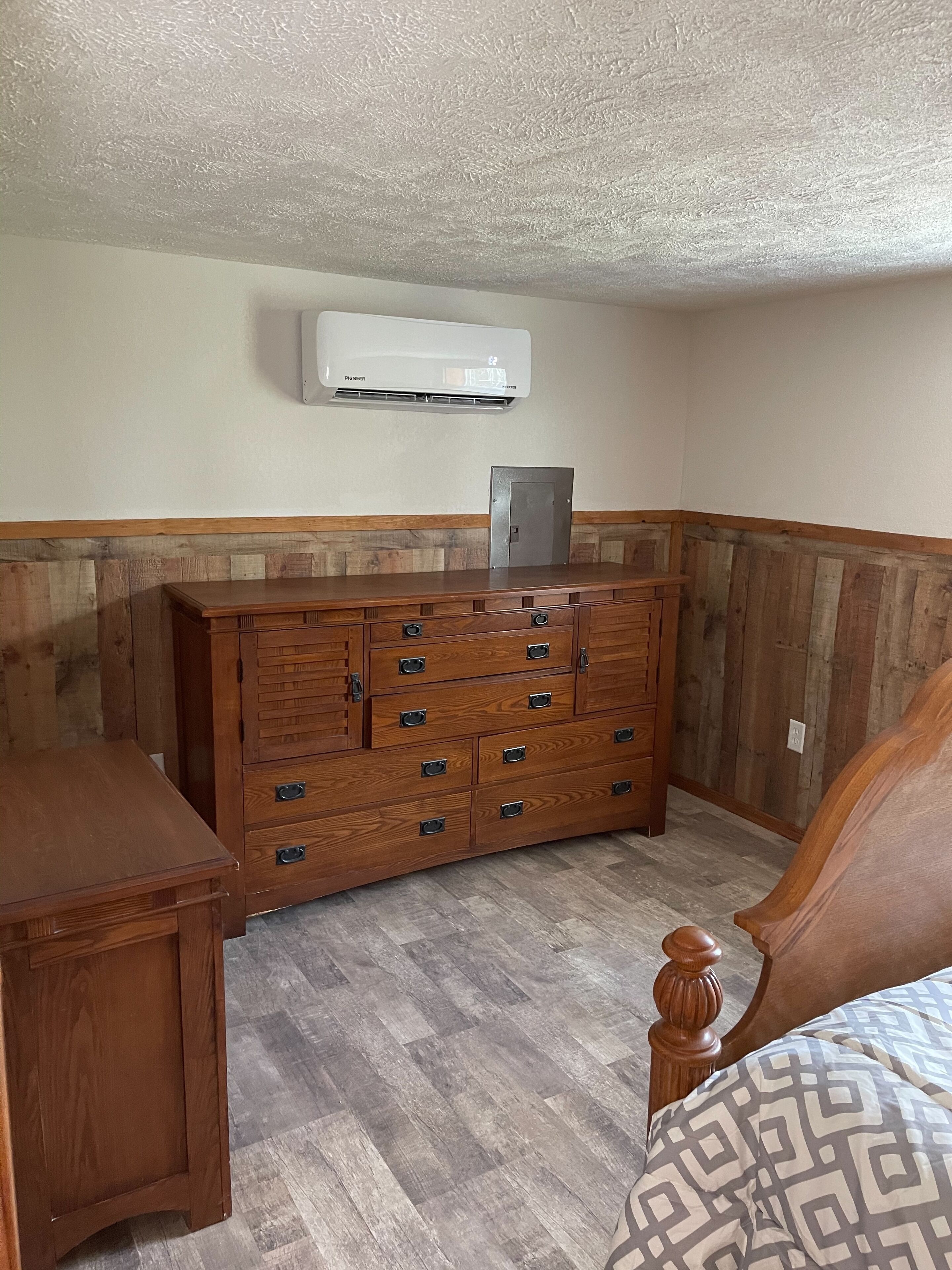 Beautiful Cabin Sleeps 10