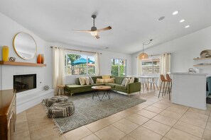 Smart TV, fireplace, offices