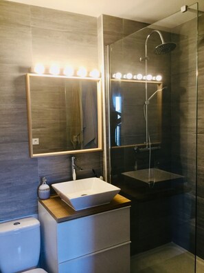 Combined shower/bathtub, hair dryer - Cabourg- La mer à vos Pieds (Cabourg)