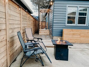 Terrace/patio - Modern Studio in the Heart of Grants Pass (Grants Pass)