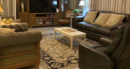 European meets Southern Charm in this 3 Bedroom Get Away in Mount Dora