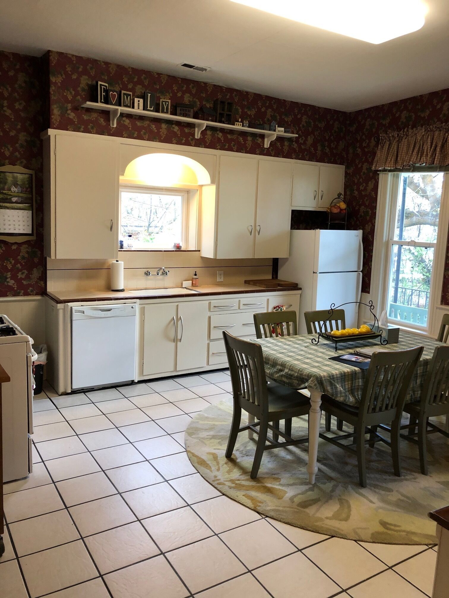 Beautiful Home Close to Lagoon King Bed Fast Wi-Fi