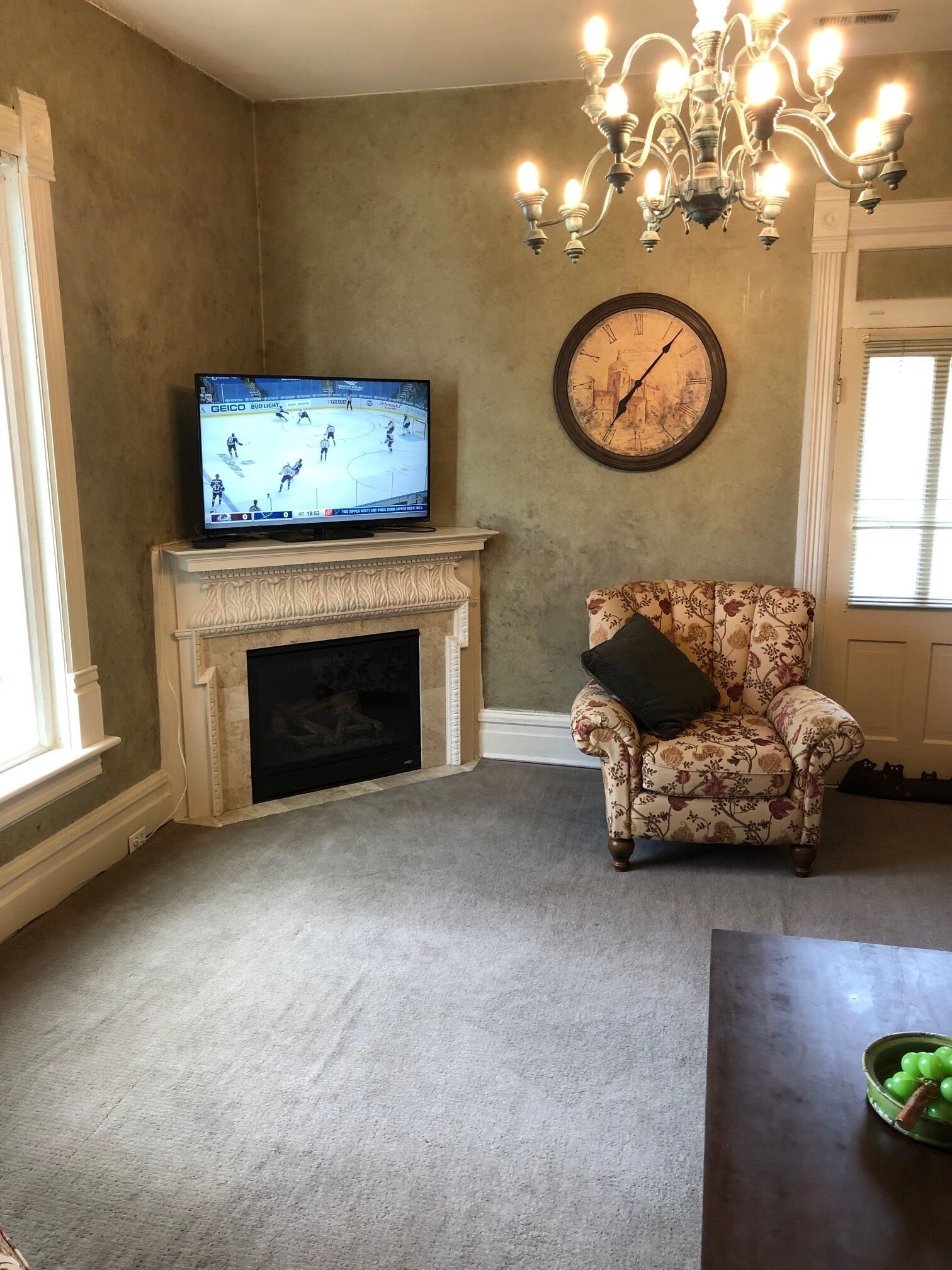 Beautiful Home Close to Lagoon King Bed Fast Wi-Fi