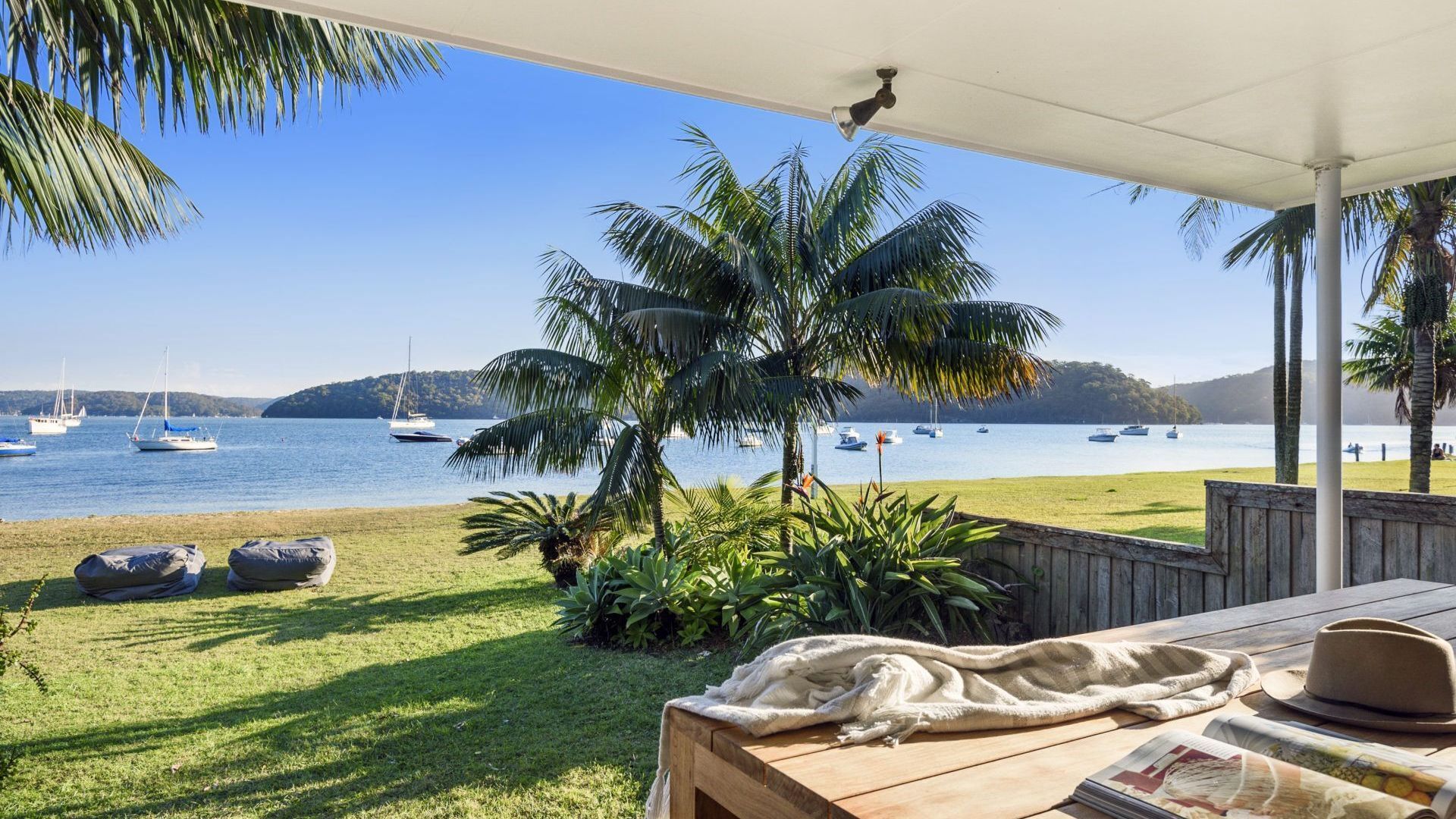 ILUKA BEACH HOUSE by Palm Beach Holiday Rentals — image 2