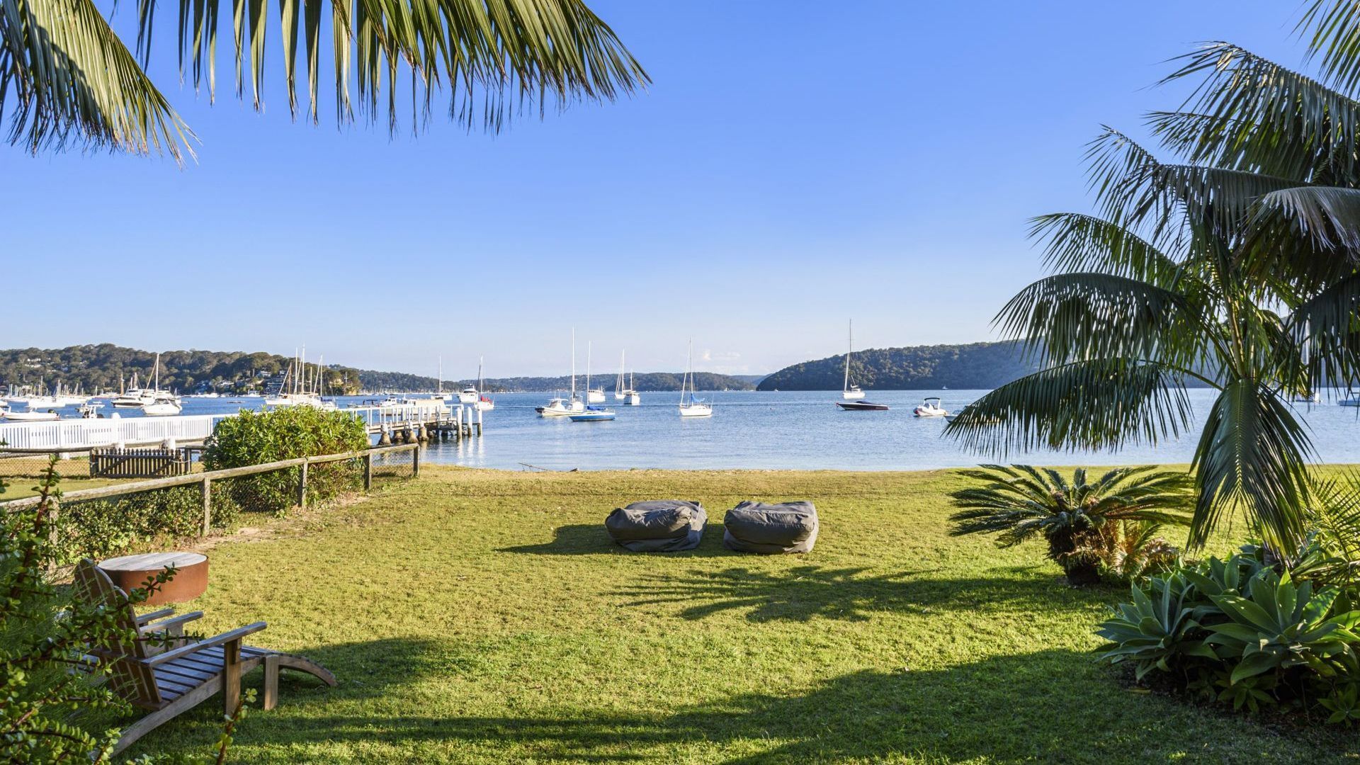 ILUKA BEACH HOUSE by Palm Beach Holiday Rentals — image 18