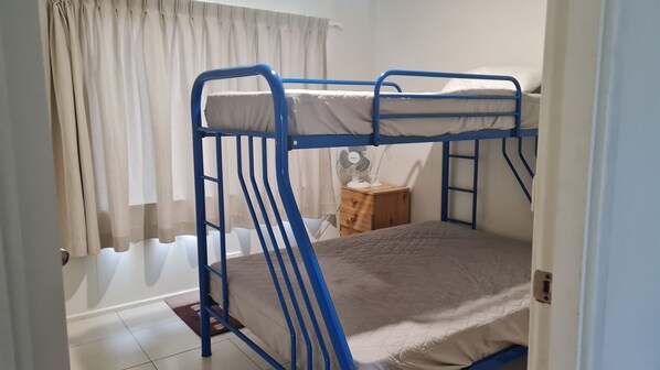 2 bedrooms